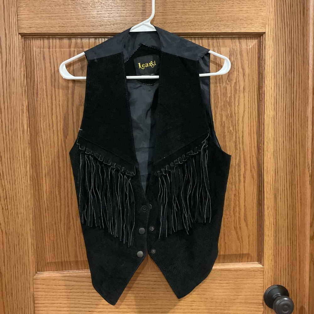 Vintage black fringe faux suede western vest Learsi M snap front lined